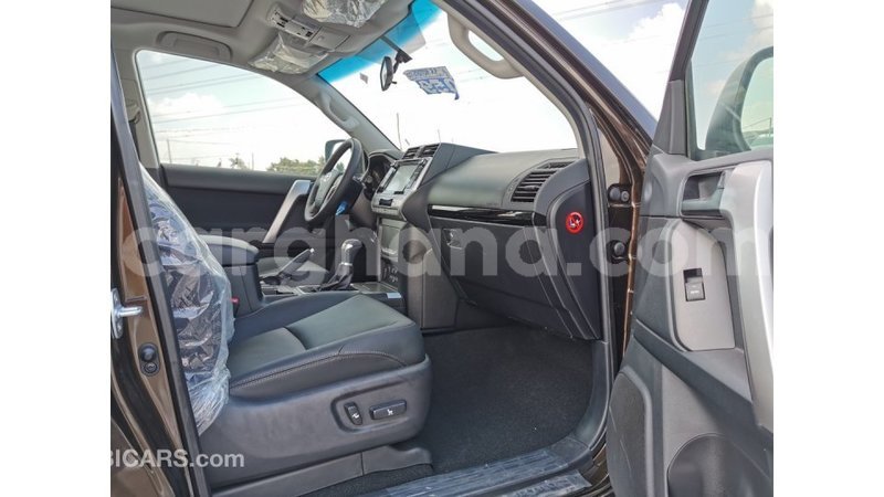 Big with watermark toyota prado ashanti import dubai 17129