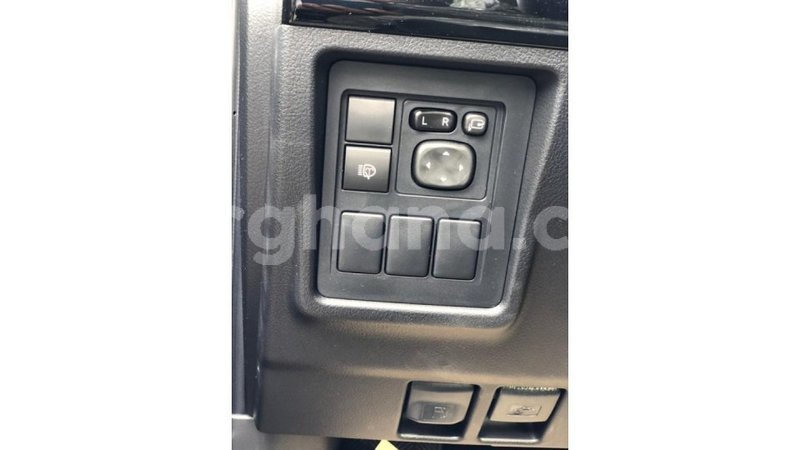 Big with watermark toyota prado ashanti import dubai 17133