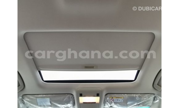 Buy Import Toyota Land Cruiser White Car in Import - Dubai in Ashanti Buy Import Toyota Land Cruiser White Car in Import - Dubai in Ashanti