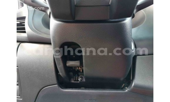 Ra Imported Toyota Hilux funfun Ọkọ̀ in Import - Dubai ni Ashanti Ra Imported Toyota Hilux funfun Ọkọ̀ in Import - Dubai ni Ashanti