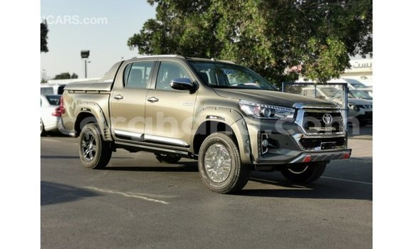 Sayi Imported Toyota Hilux Green Mota in Import - Dubai a Ashanti Sayi Imported Toyota Hilux Green Mota in Import - Dubai a Ashanti