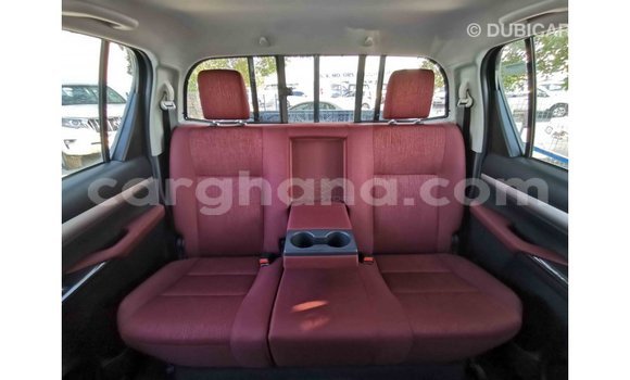 Sayi Imported Toyota Hilux Black Mota in Import - Dubai a Ashanti Sayi Imported Toyota Hilux Black Mota in Import - Dubai a Ashanti