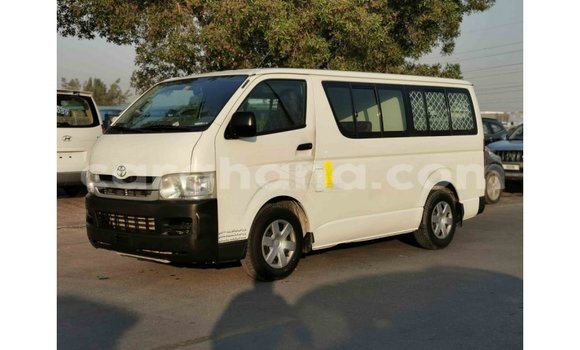 Ra Imported Toyota Hiace funfun Ọkọ̀ in Import - Dubai ni Ashanti Ra Imported Toyota Hiace funfun Ọkọ̀ in Import - Dubai ni Ashanti