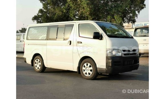 Ra Imported Toyota Hiace funfun Ọkọ̀ in Import - Dubai ni Ashanti Ra Imported Toyota Hiace funfun Ọkọ̀ in Import - Dubai ni Ashanti