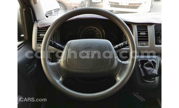 Ra Imported Toyota Hiace funfun Ọkọ̀ in Import - Dubai ni Ashanti Ra Imported Toyota Hiace funfun Ọkọ̀ in Import - Dubai ni Ashanti
