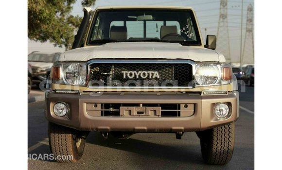Buy Import Toyota Land Cruiser Beige Car in Import - Dubai in Ashanti Buy Import Toyota Land Cruiser Beige Car in Import - Dubai in Ashanti