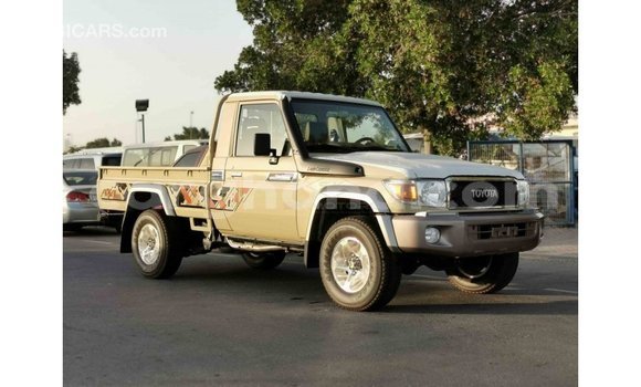 Buy Import Toyota Land Cruiser Beige Car in Import - Dubai in Ashanti Buy Import Toyota Land Cruiser Beige Car in Import - Dubai in Ashanti