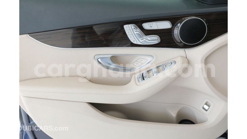 Big with watermark mercedes benz a200 ashanti import dubai 17192