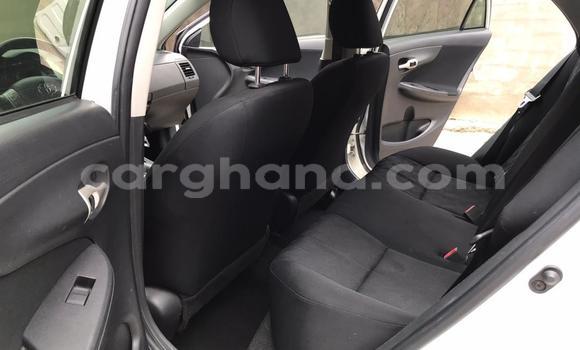 Ra Àlòkù Toyota Corolla funfun Ọkọ̀ in Sekondi–Takoradi Metropolitan ni Oorun Ra Àlòkù Toyota Corolla funfun Ọkọ̀ in Sekondi–Takoradi Metropolitan ni Oorun