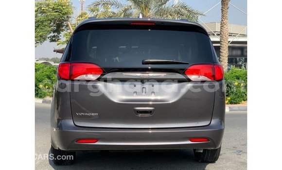 Sayi Imported Chrysler Voyager Sauran Mota in Import - Dubai a Ashanti Sayi Imported Chrysler Voyager Sauran Mota in Import - Dubai a Ashanti