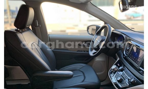 Sayi Imported Chrysler Voyager Sauran Mota in Import - Dubai a Ashanti Sayi Imported Chrysler Voyager Sauran Mota in Import - Dubai a Ashanti