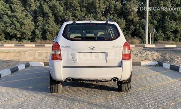 Ra Imported Hyundai Tucson funfun Ọkọ̀ in Import - Dubai ni Ashanti Ra Imported Hyundai Tucson funfun Ọkọ̀ in Import - Dubai ni Ashanti