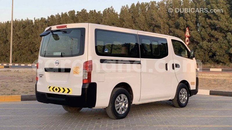 Big with watermark nissan urvan ashanti import dubai 17200