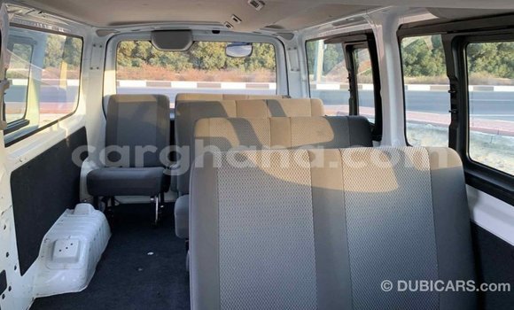 Ra Imported Nissan Urvan funfun Ọkọ̀ in Import - Dubai ni Ashanti Ra Imported Nissan Urvan funfun Ọkọ̀ in Import - Dubai ni Ashanti