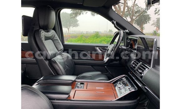 Ra Imported Lincoln Navigator funfun Ọkọ̀ in Import - Dubai ni Ashanti Ra Imported Lincoln Navigator funfun Ọkọ̀ in Import - Dubai ni Ashanti
