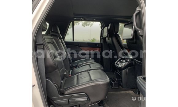 Ra Imported Lincoln Navigator funfun Ọkọ̀ in Import - Dubai ni Ashanti Ra Imported Lincoln Navigator funfun Ọkọ̀ in Import - Dubai ni Ashanti