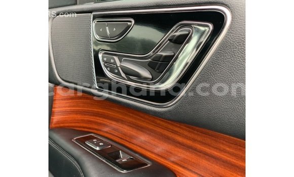 Ra Imported Lincoln Navigator funfun Ọkọ̀ in Import - Dubai ni Ashanti Ra Imported Lincoln Navigator funfun Ọkọ̀ in Import - Dubai ni Ashanti