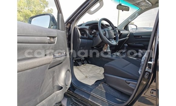 Ra Imported Toyota Hilux Black Ọkọ̀ in Import - Dubai ni Ashanti Ra Imported Toyota Hilux Black Ọkọ̀ in Import - Dubai ni Ashanti
