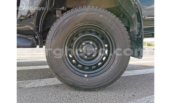 Ra Imported Toyota Hilux Black Ọkọ̀ in Import - Dubai ni Ashanti Ra Imported Toyota Hilux Black Ọkọ̀ in Import - Dubai ni Ashanti