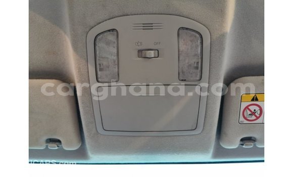 Ra Imported Toyota Hilux funfun Ọkọ̀ in Import - Dubai ni Ashanti Ra Imported Toyota Hilux funfun Ọkọ̀ in Import - Dubai ni Ashanti