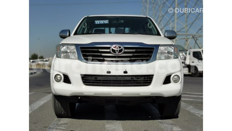 Big with watermark toyota hilux ashanti import dubai 17217