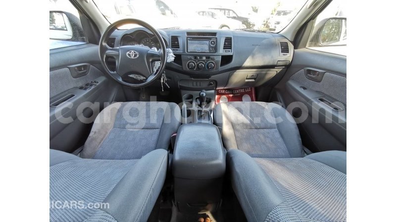 Big with watermark toyota hilux ashanti import dubai 17217