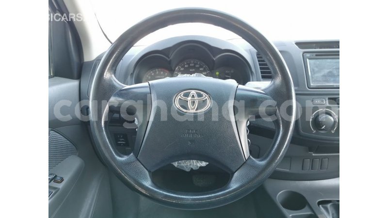 Big with watermark toyota hilux ashanti import dubai 17217