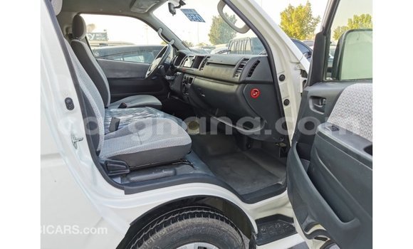 Buy Import Toyota Hiace White Car in Import - Dubai in Ashanti Buy Import Toyota Hiace White Car in Import - Dubai in Ashanti