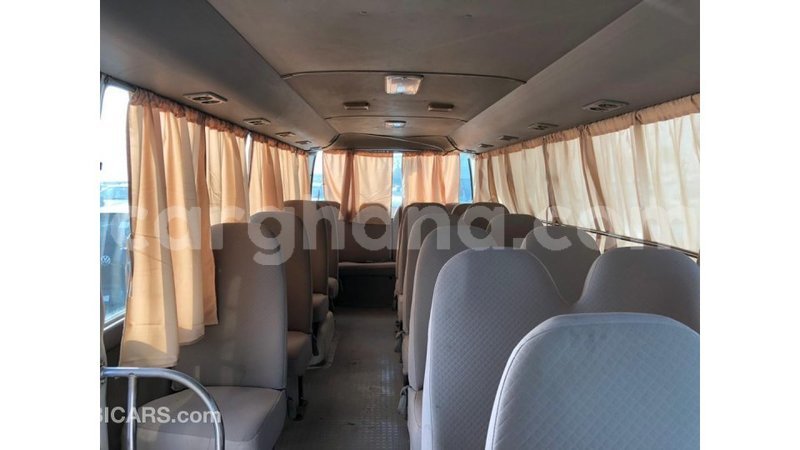 Big with watermark toyota coaster ashanti import dubai 17230