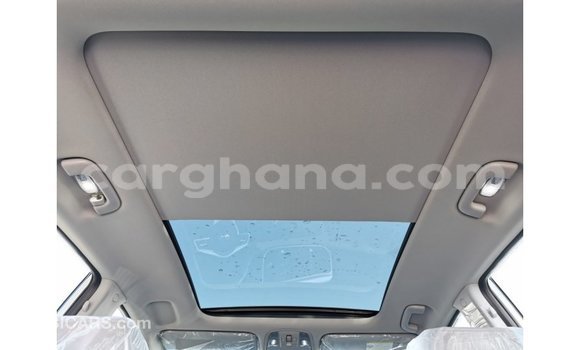 Buy Import Kia Sportage White Car in Import - Dubai in Ashanti Buy Import Kia Sportage White Car in Import - Dubai in Ashanti