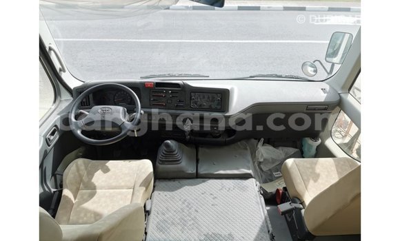 Sayi Imported Toyota Coaster White Mota in Import - Dubai a Ashanti Sayi Imported Toyota Coaster White Mota in Import - Dubai a Ashanti