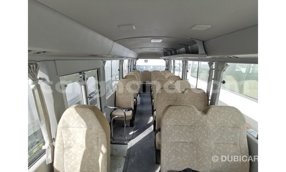 Sayi Imported Toyota Coaster White Mota in Import - Dubai a Ashanti Sayi Imported Toyota Coaster White Mota in Import - Dubai a Ashanti