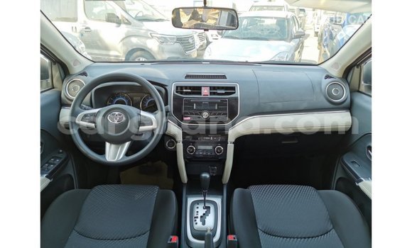 Ra Imported Toyota Rush funfun Ọkọ̀ in Import - Dubai ni Ashanti Ra Imported Toyota Rush funfun Ọkọ̀ in Import - Dubai ni Ashanti