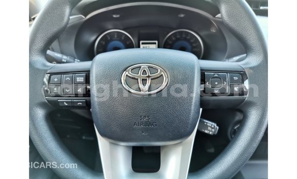 Sayi Imported Toyota Hilux Black Mota in Import - Dubai a Ashanti Sayi Imported Toyota Hilux Black Mota in Import - Dubai a Ashanti