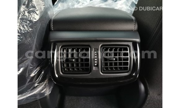 Sayi Imported Toyota Hilux White Mota in Import - Dubai a Ashanti Sayi Imported Toyota Hilux White Mota in Import - Dubai a Ashanti