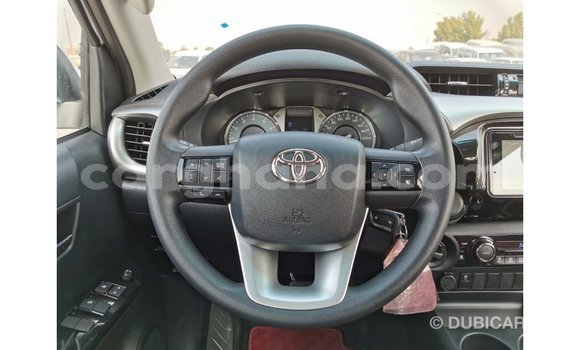 Buy Import Toyota Hilux White Car in Import - Dubai in Ashanti Buy Import Toyota Hilux White Car in Import - Dubai in Ashanti