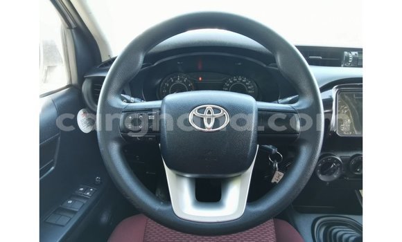 Ra Imported Toyota Hilux funfun Ọkọ̀ in Import - Dubai ni Ashanti Ra Imported Toyota Hilux funfun Ọkọ̀ in Import - Dubai ni Ashanti