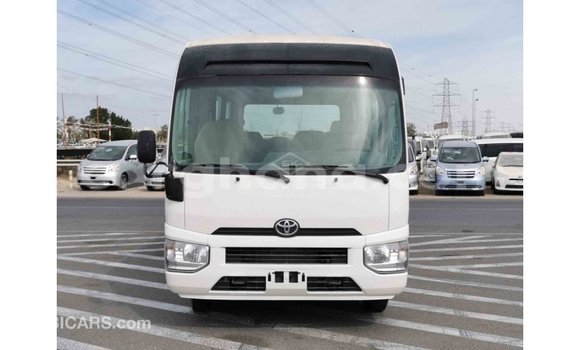 Sayi Imported Toyota Coaster White Mota in Import - Dubai a Ashanti Sayi Imported Toyota Coaster White Mota in Import - Dubai a Ashanti