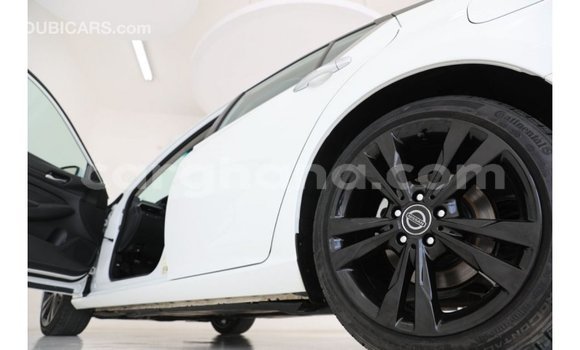 Sayi Imported Nissan Altima White Mota in Import - Dubai a Ashanti Sayi Imported Nissan Altima White Mota in Import - Dubai a Ashanti