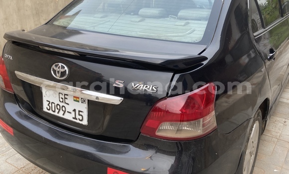 Sayi Na hannu Toyota Yaris Black Mota in Nsawam a Gabas Sayi Na hannu Toyota Yaris Black Mota in Nsawam a Gabas