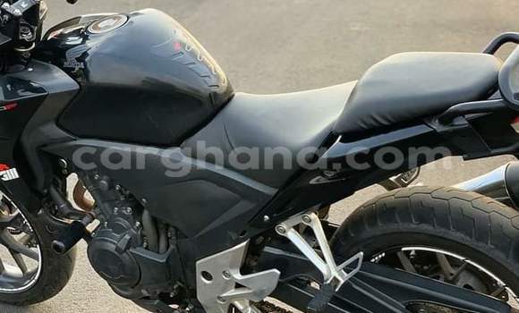 Sayi Na hannu Honda Super 90 Black Motsi in Sekondi a Yamma Sayi Na hannu Honda Super 90 Black Motsi in Sekondi a Yamma