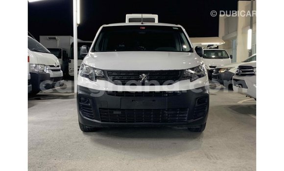 Sayi Imported Peugeot Partner White Mota in Import - Dubai a Ashanti Sayi Imported Peugeot Partner White Mota in Import - Dubai a Ashanti