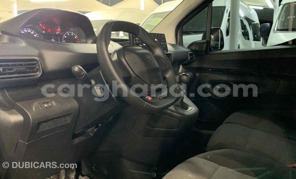 Sayi Imported Peugeot Partner White Mota in Import - Dubai a Ashanti Sayi Imported Peugeot Partner White Mota in Import - Dubai a Ashanti