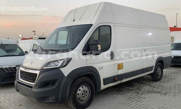 Ra Imported Peugeot 201 funfun Ọkọ̀ in Import - Dubai ni Ashanti Ra Imported Peugeot 201 funfun Ọkọ̀ in Import - Dubai ni Ashanti