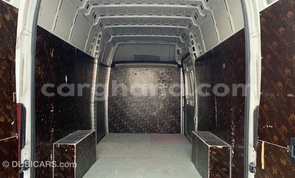 Ra Imported Peugeot 201 funfun Ọkọ̀ in Import - Dubai ni Ashanti Ra Imported Peugeot 201 funfun Ọkọ̀ in Import - Dubai ni Ashanti