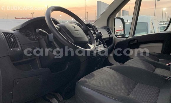 Ra Imported Peugeot 201 funfun Ọkọ̀ in Import - Dubai ni Ashanti Ra Imported Peugeot 201 funfun Ọkọ̀ in Import - Dubai ni Ashanti