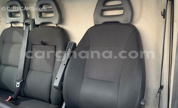 Ra Imported Peugeot 201 funfun Ọkọ̀ in Import - Dubai ni Ashanti Ra Imported Peugeot 201 funfun Ọkọ̀ in Import - Dubai ni Ashanti