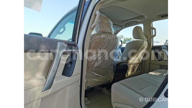 Big with watermark toyota prado ashanti import dubai 17317