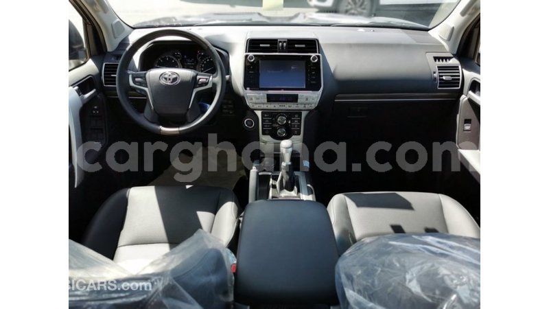 Big with watermark toyota prado ashanti import dubai 17319