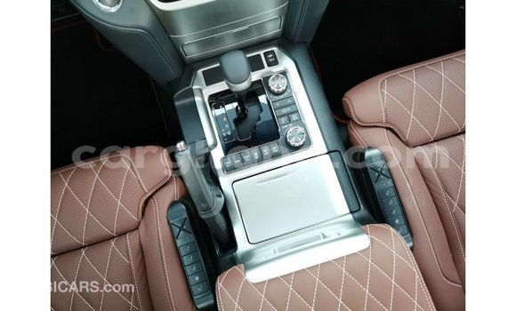 Ra Imported Toyota Land Cruiser Black Ọkọ̀ in Import - Dubai ni Ashanti Ra Imported Toyota Land Cruiser Black Ọkọ̀ in Import - Dubai ni Ashanti